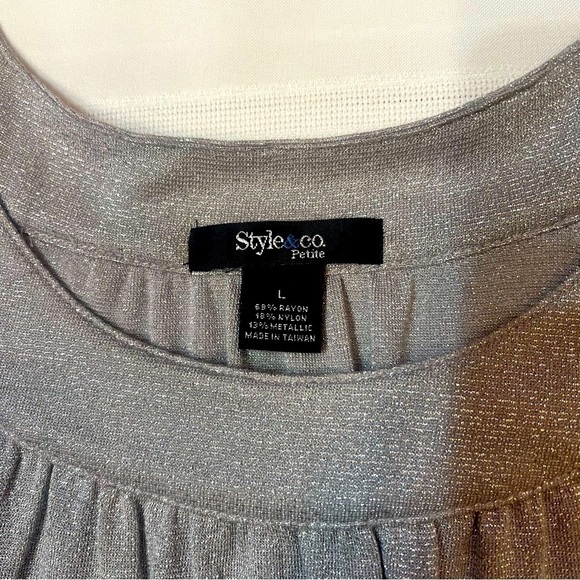 $5 ADD ON with $15+ Bundle Style & Co. Petite Top Silver Metallic Sz LP EUC - Picture 6 of 13